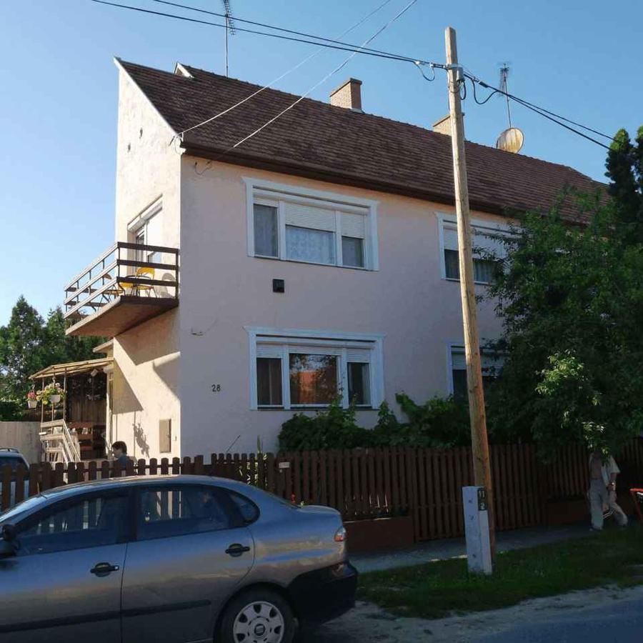 Erdei Vendeghaz Apartment Hajdúszoboszló Екстериор снимка